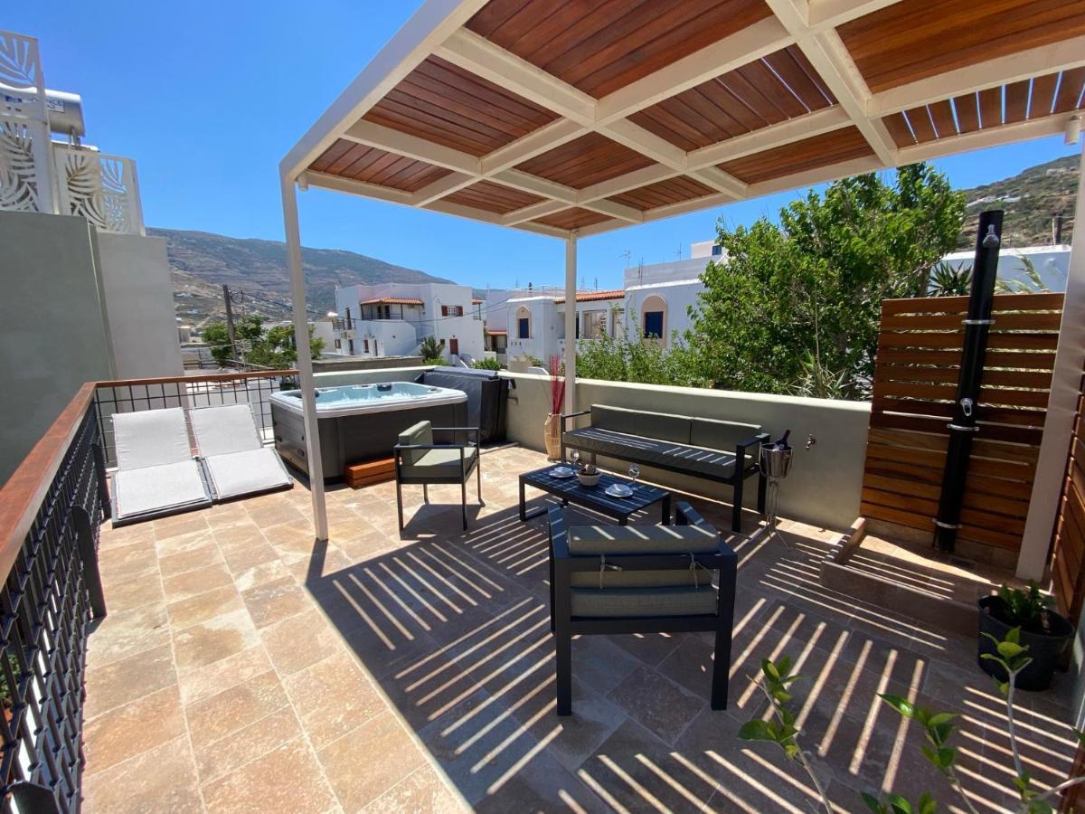 Andros 4 All Seasons Villas & Suites Ormos  Екстериор снимка