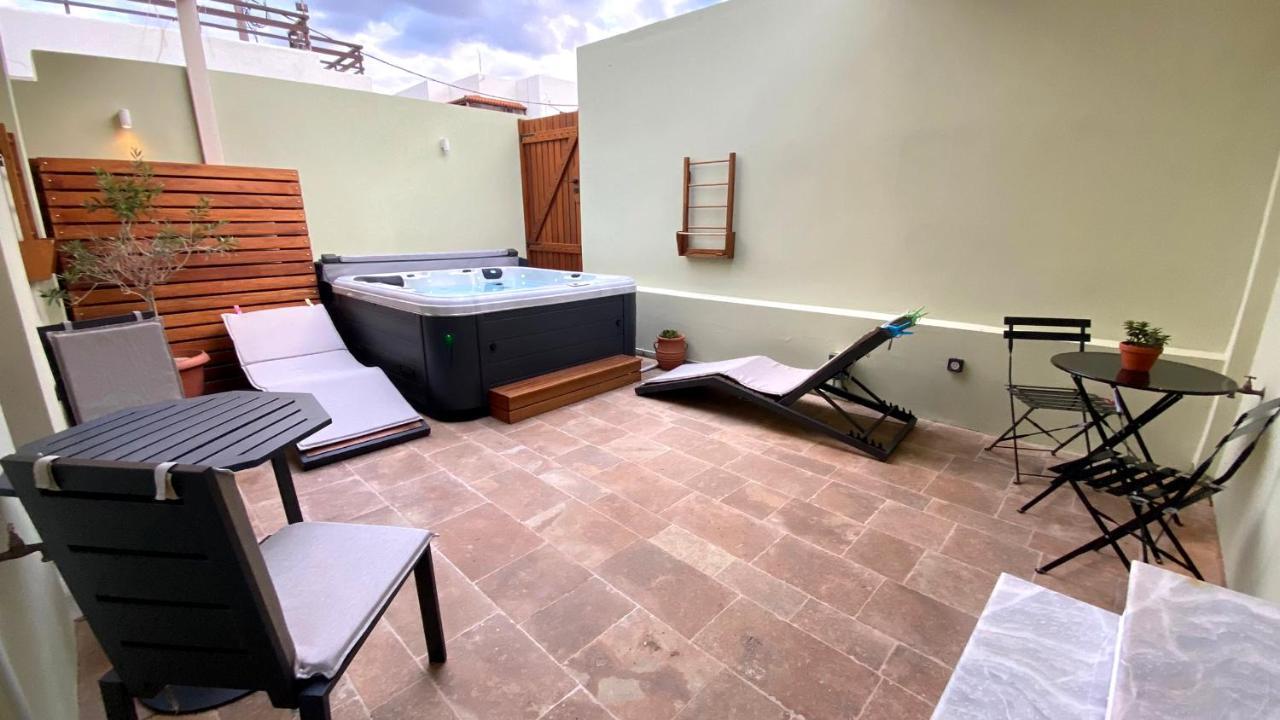 Andros 4 All Seasons Villas & Suites Ormos  Екстериор снимка