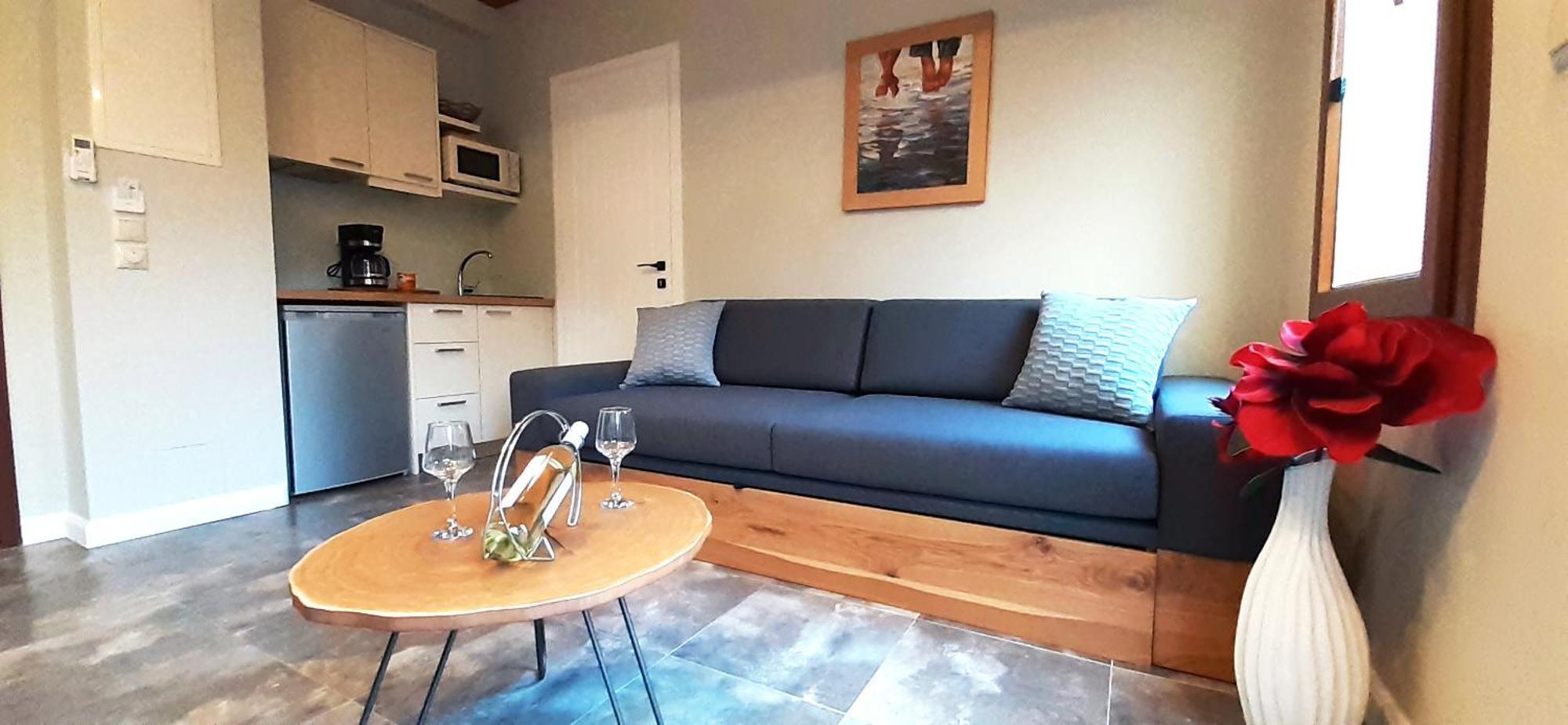 Andros 4 All Seasons Villas & Suites Ormos  Стая снимка